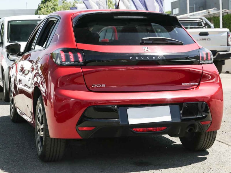 Peugeot 208 PURETECH 100 HB 1.2 2022 - Imagen 4 de 13