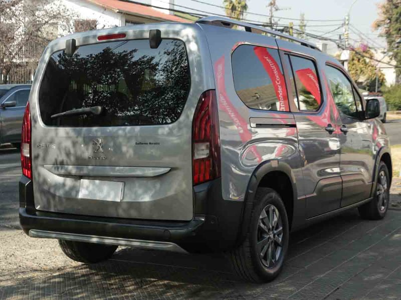 Peugeot RIFTER BLUEHDI 130 1.5 AUT 2022 - Imagen 4 de 8