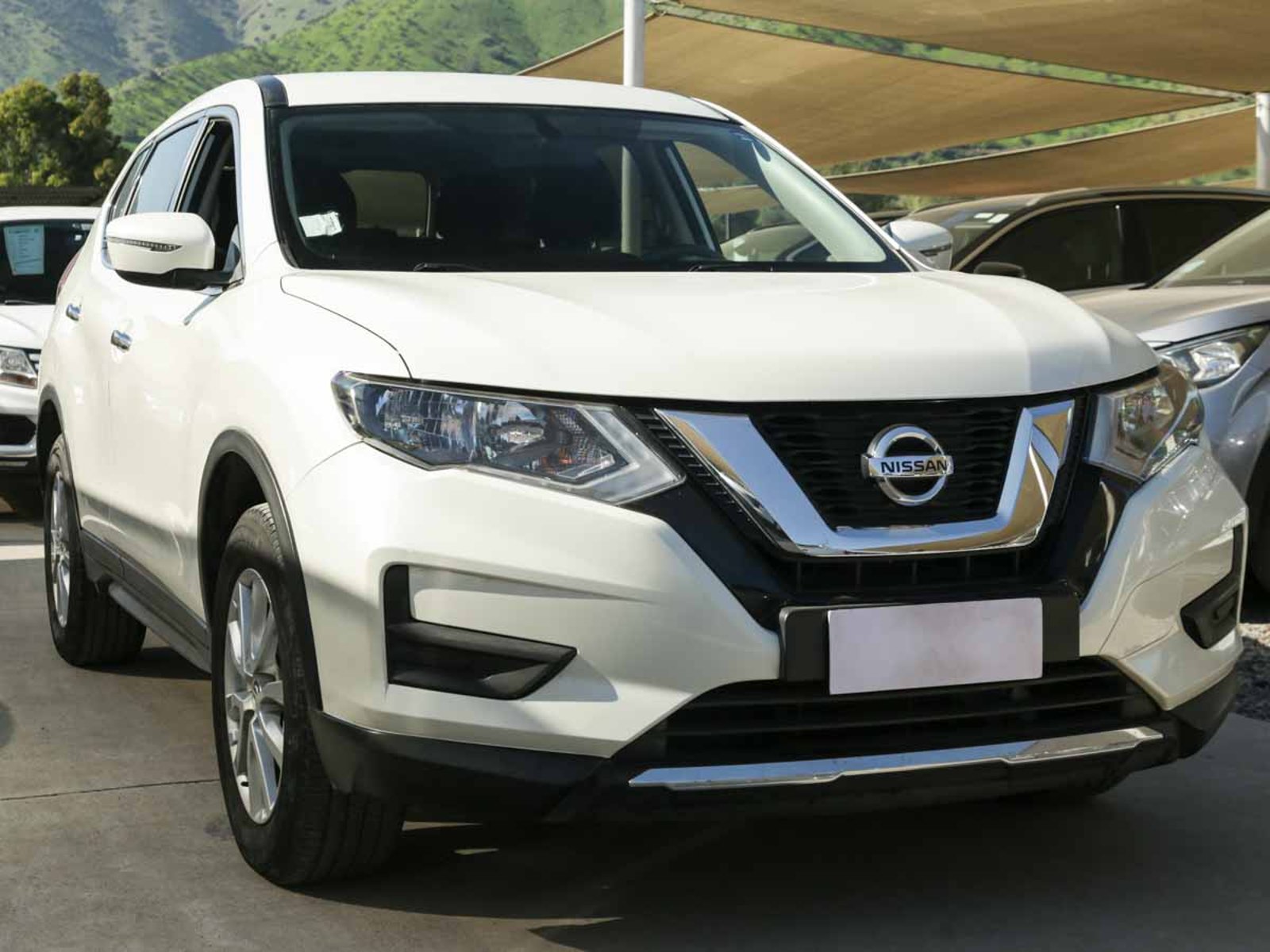 Nissan X TRAIL 2022 - Foto 2 de 8