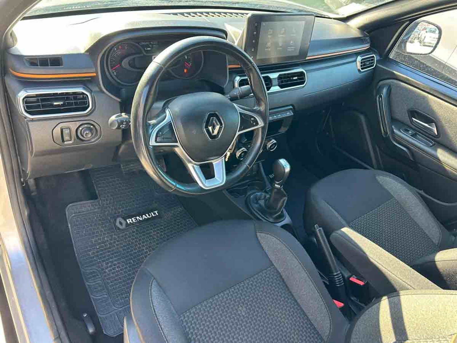 Renault OROCH 1.3 AUT 2023 - Imagen 7 de 8