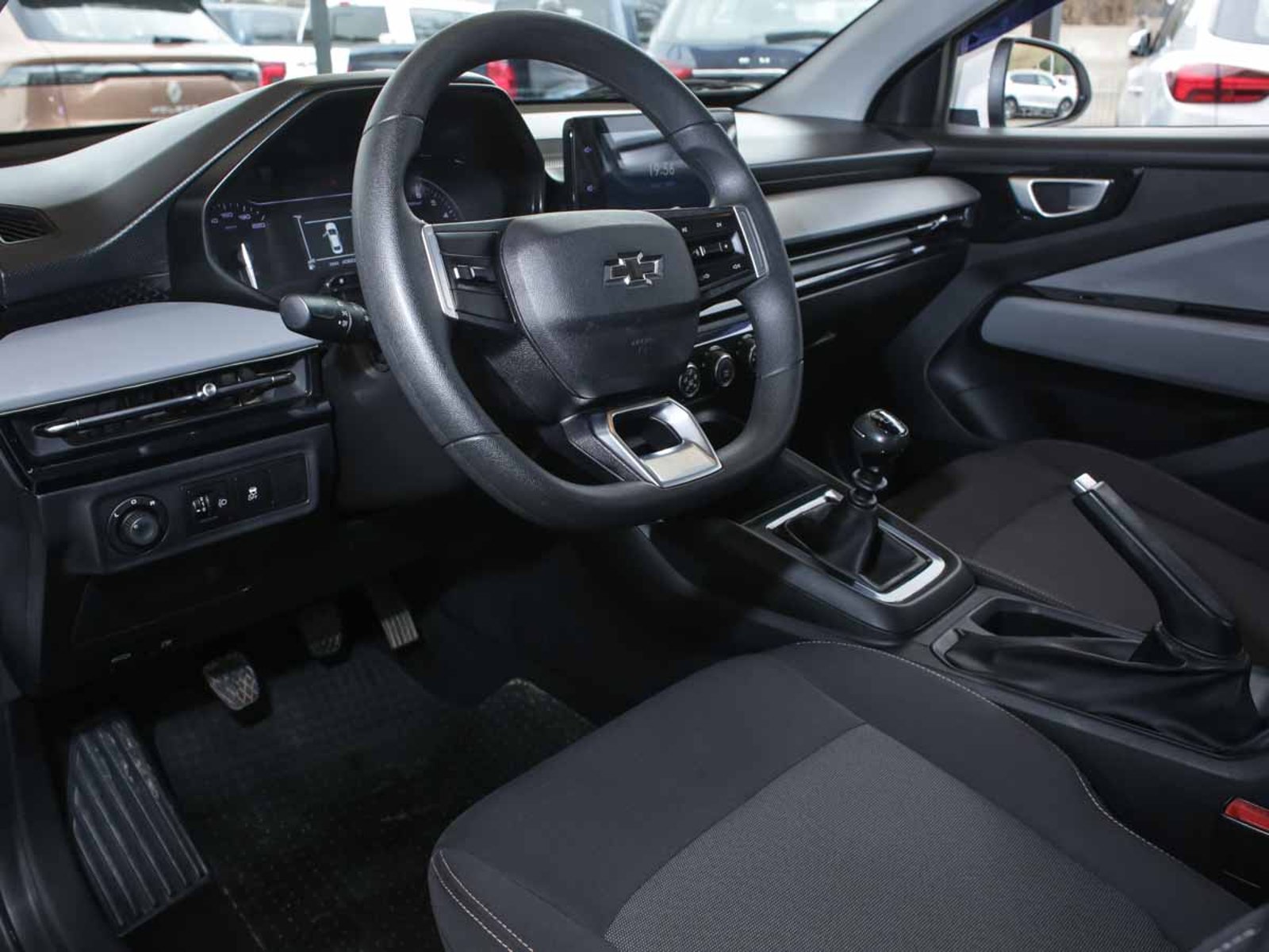 Chevrolet SAIL 1.5 2024 - Imagen 6 de 8