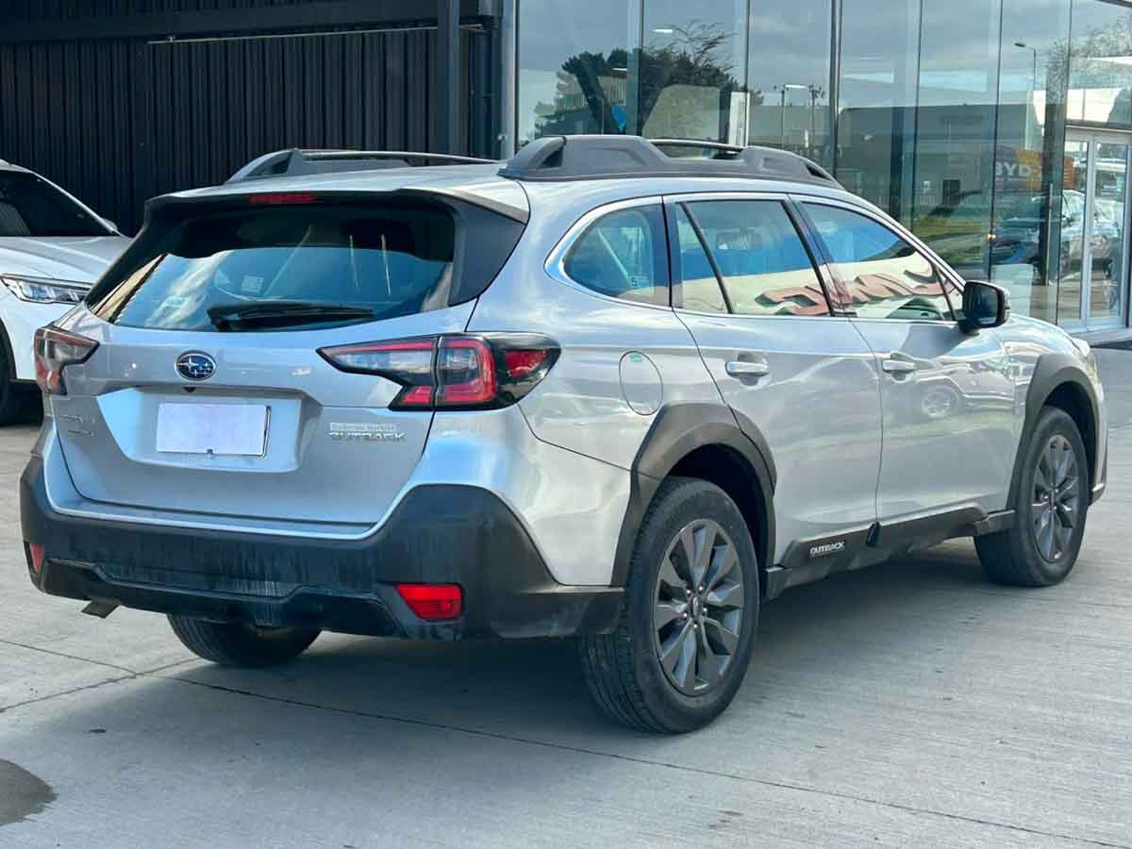 Subaru OUTBACK 2.5I AWD AT 2024 - Foto 4 de 8