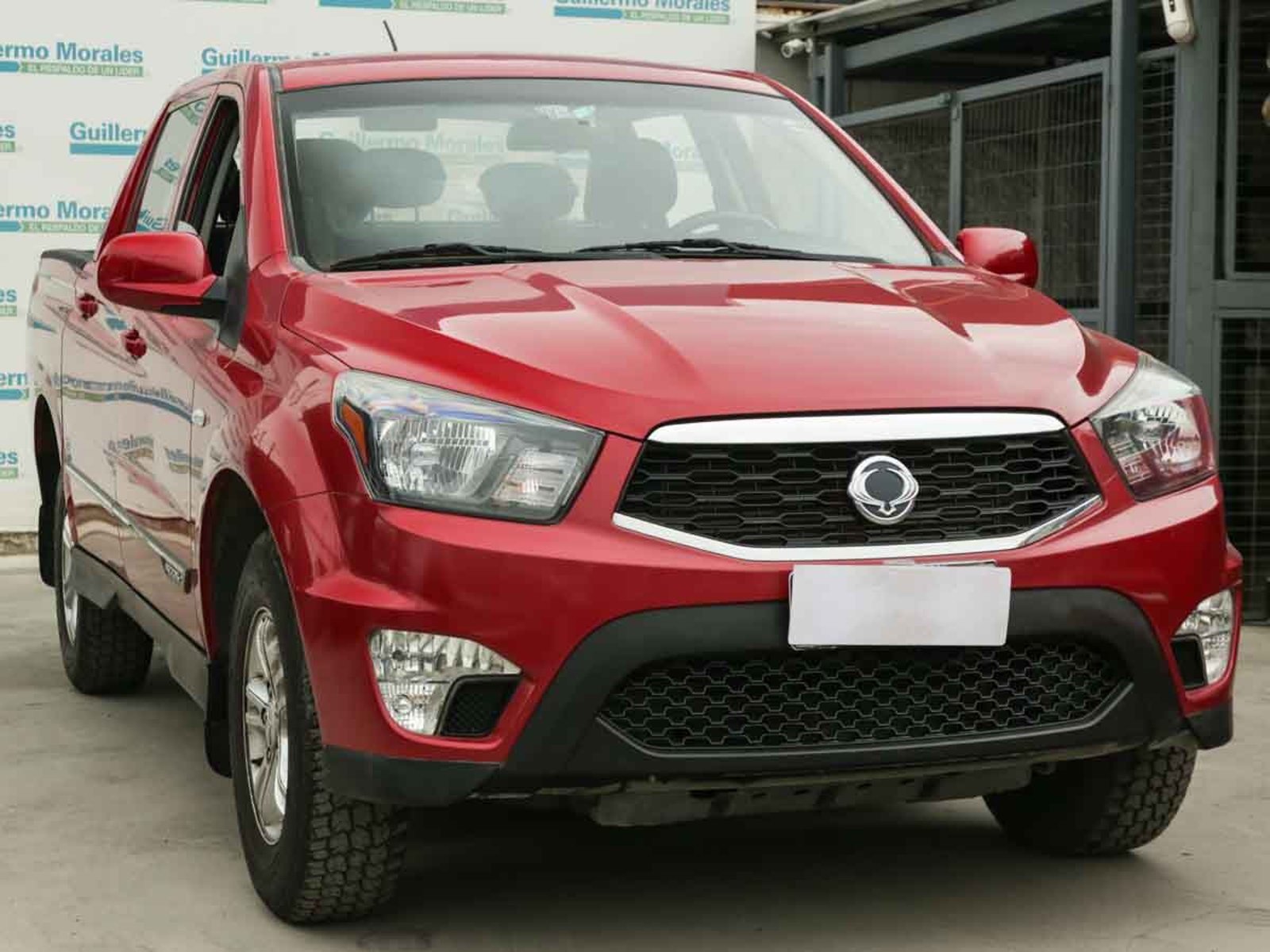 SsangYong NEW ACTYON SPORT 4X2 MT SEMI FULL 2017 - Foto 2 de 8