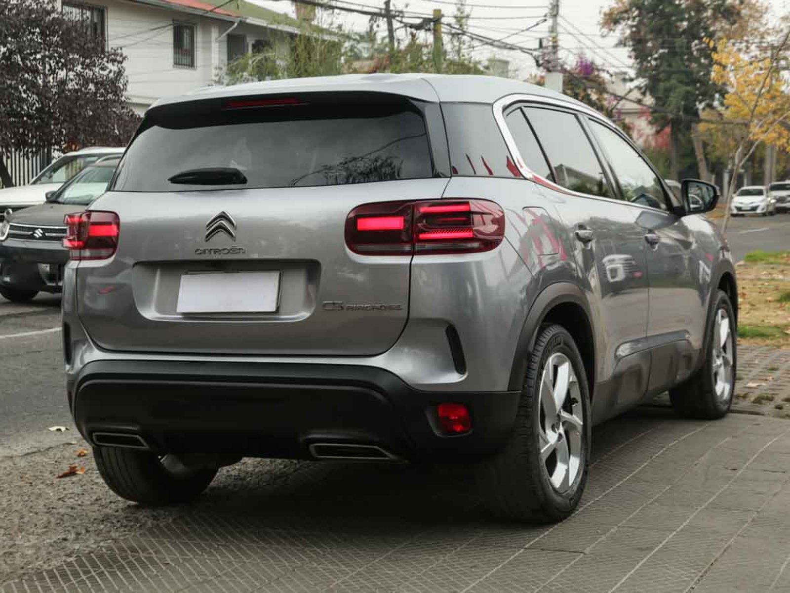 Citroën C5 AIRCROSS HDI 1.5 AUT 2024 - Foto 4 de 8