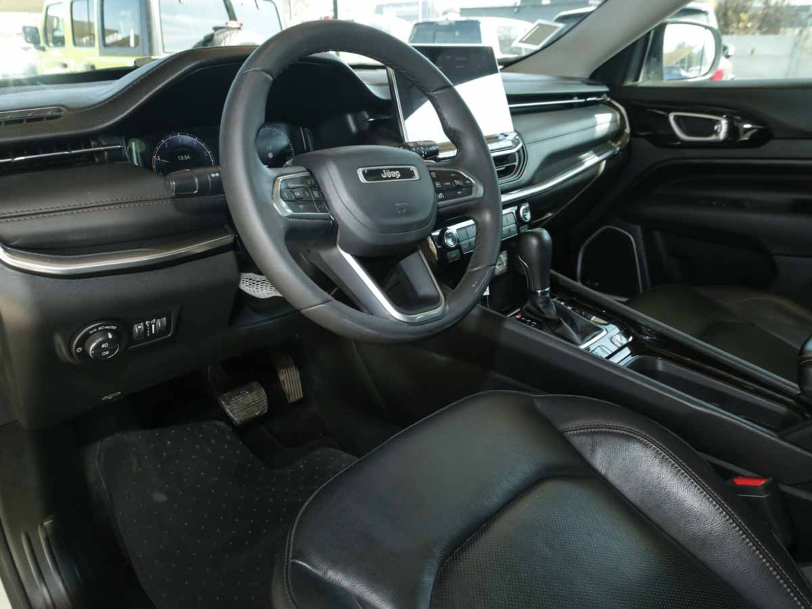Jeep COMPASS LIMITED 1.3 AUT 2024 - Imagen 6 de 8