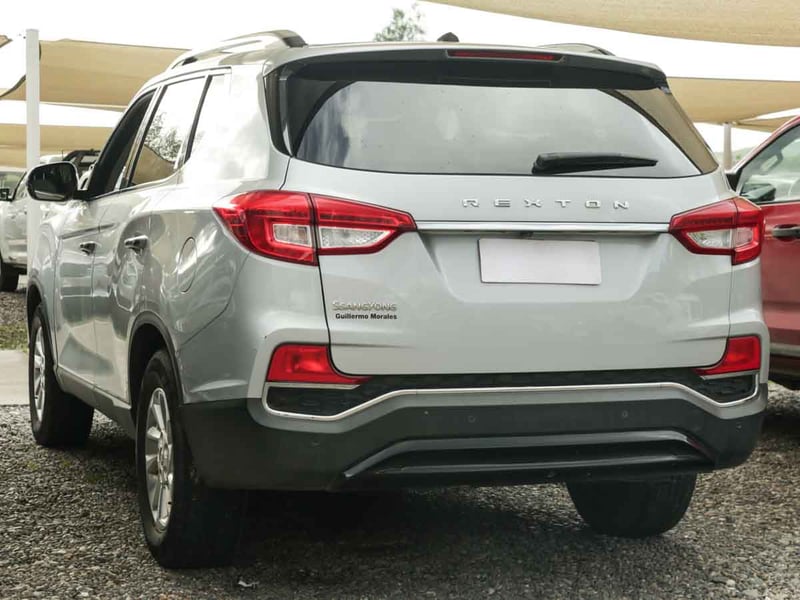 SsangYong NEW REXTON 2.2 AT 4X2 STD 2018 - Imagen 3 de 9