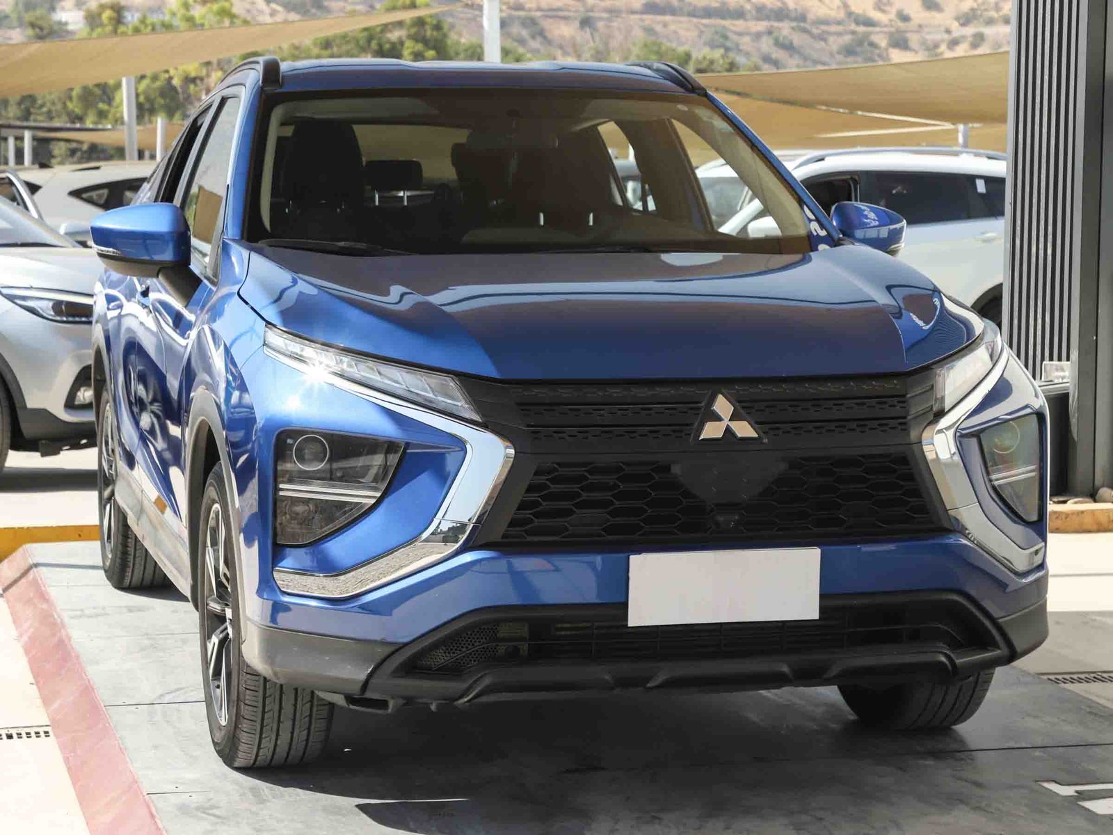 Mitsubishi ECLIPSE CROSS RX 1.5 4X2 AT 2022 - Foto 3 de 13