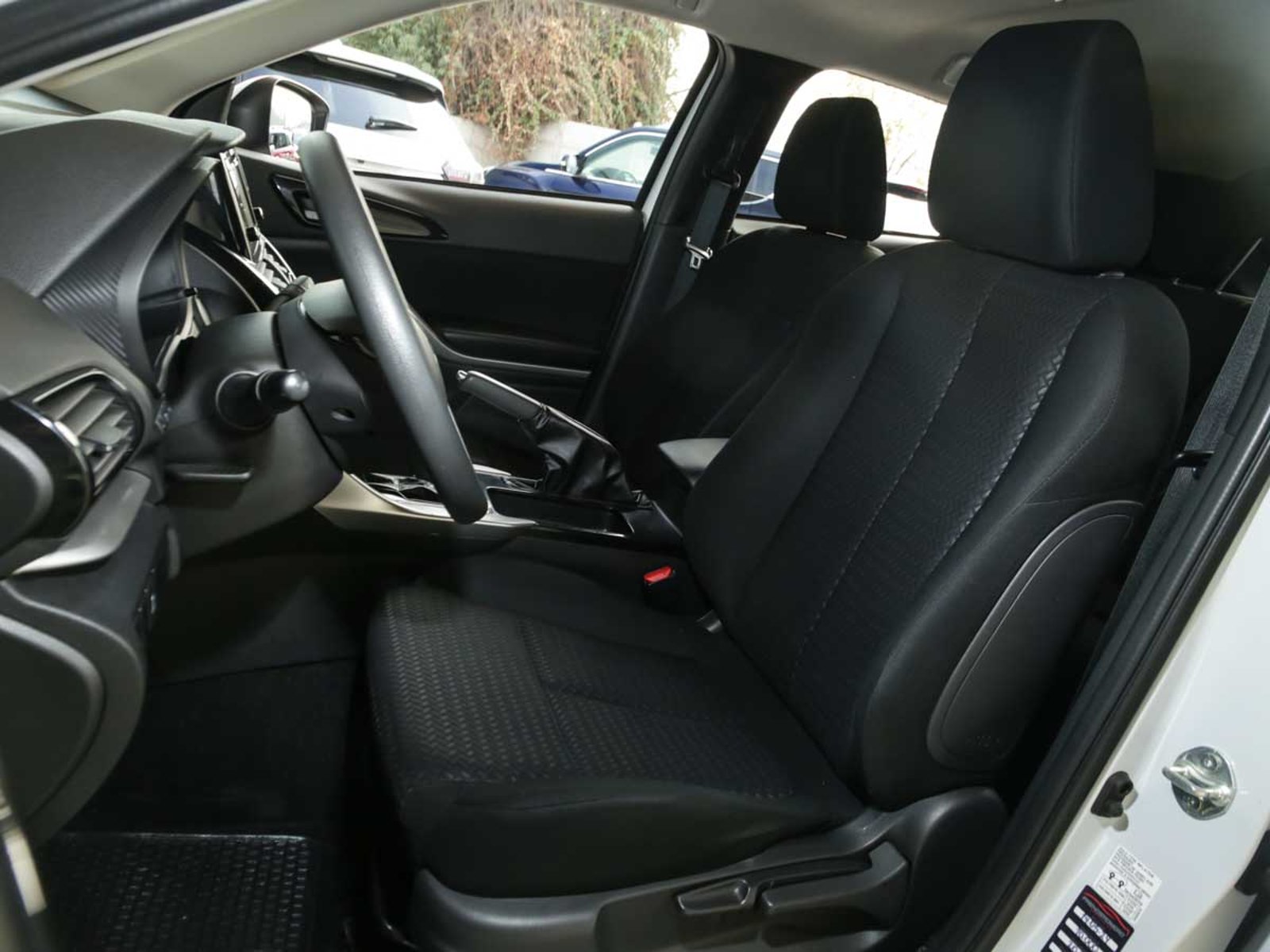 MITSUBISHI ECLIPSE CROSS RX 1.5 AUT 2023 - Imagen 10 de 13