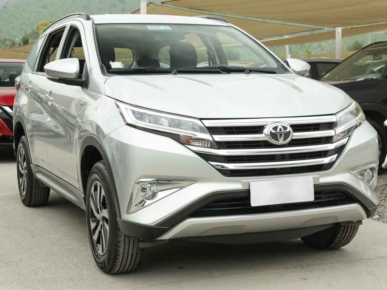 Toyota RUSH 1.5 MT 2022 - Foto 2 de 9