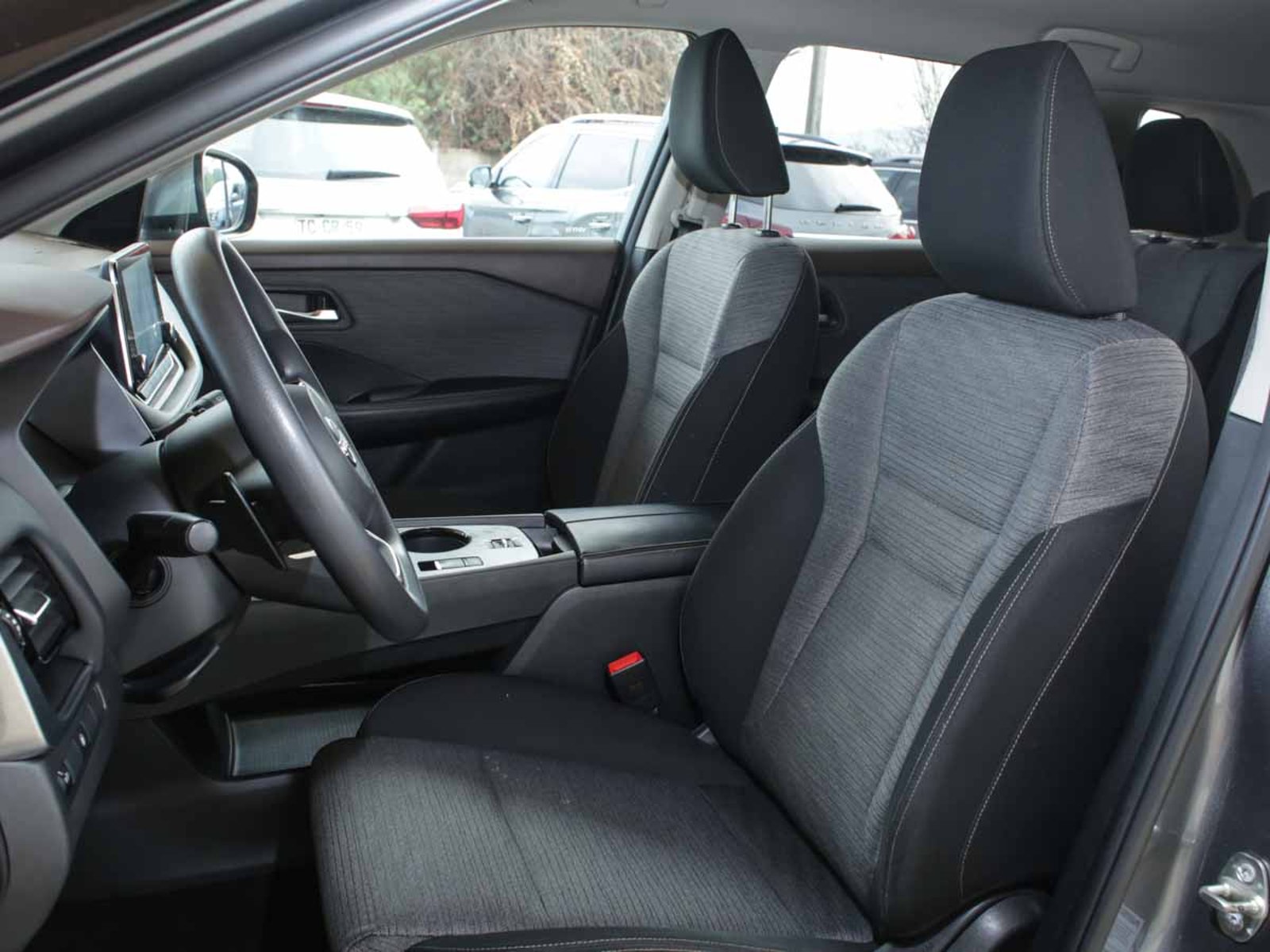 Nissan X TRAIL 2.5 AUT 2025 - Imagen 6 de 8