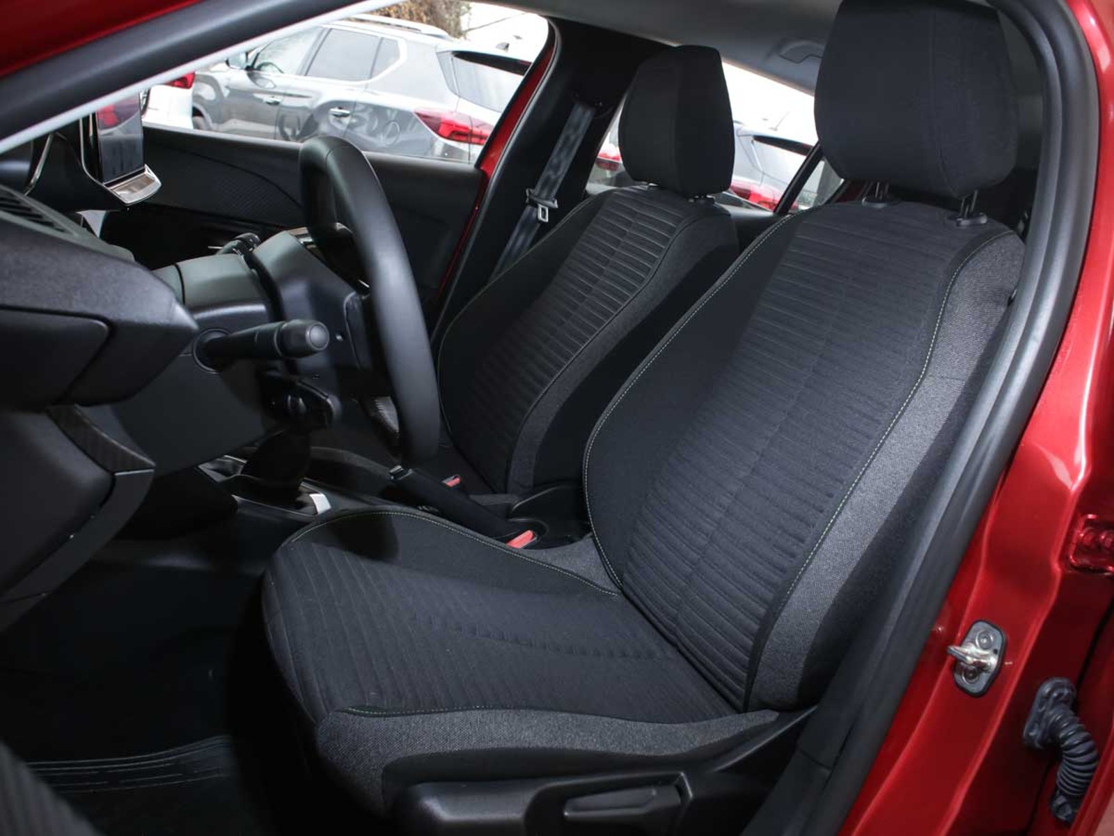 Peugeot 208 2025 - Imagen 7 de 8