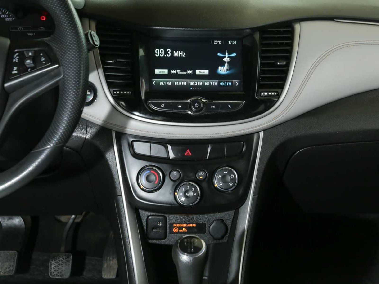 CHEVROLET TRACKER LT 1.8 2018 - Imagen 13 de 20