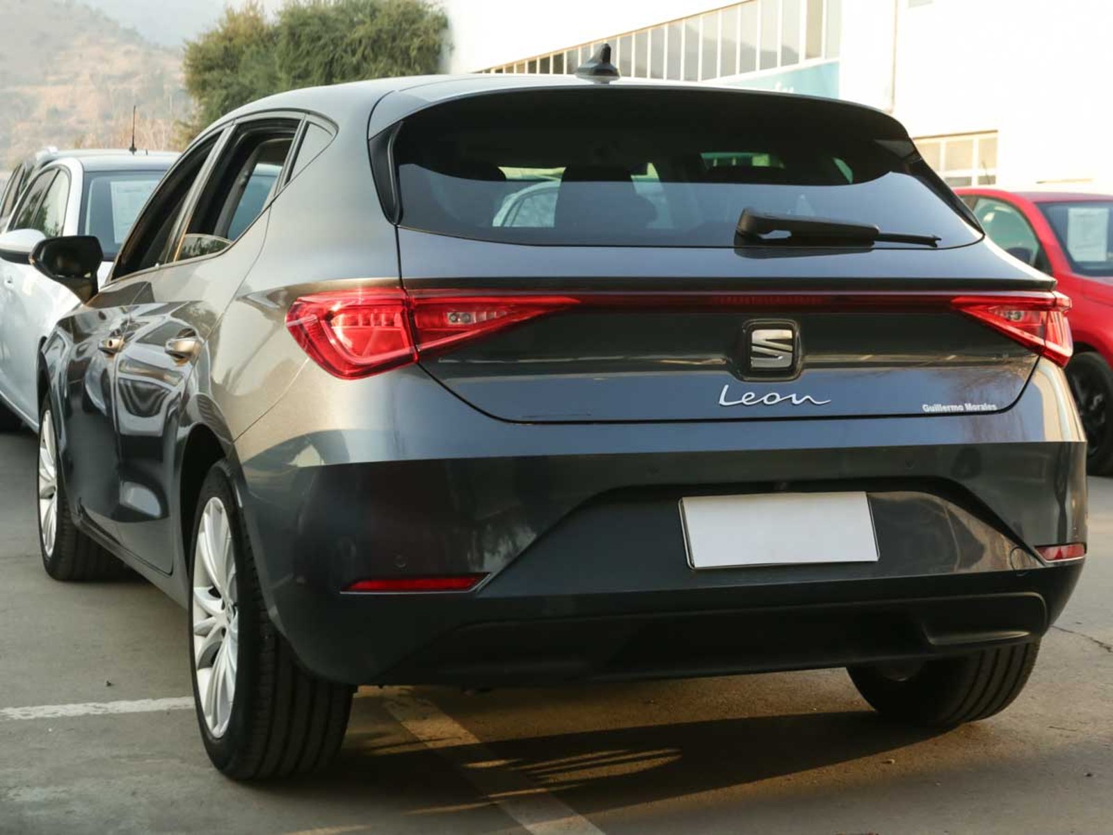 SEAT LEON TSI AT8 1.4 AUT 2021 - Foto 3 de 8