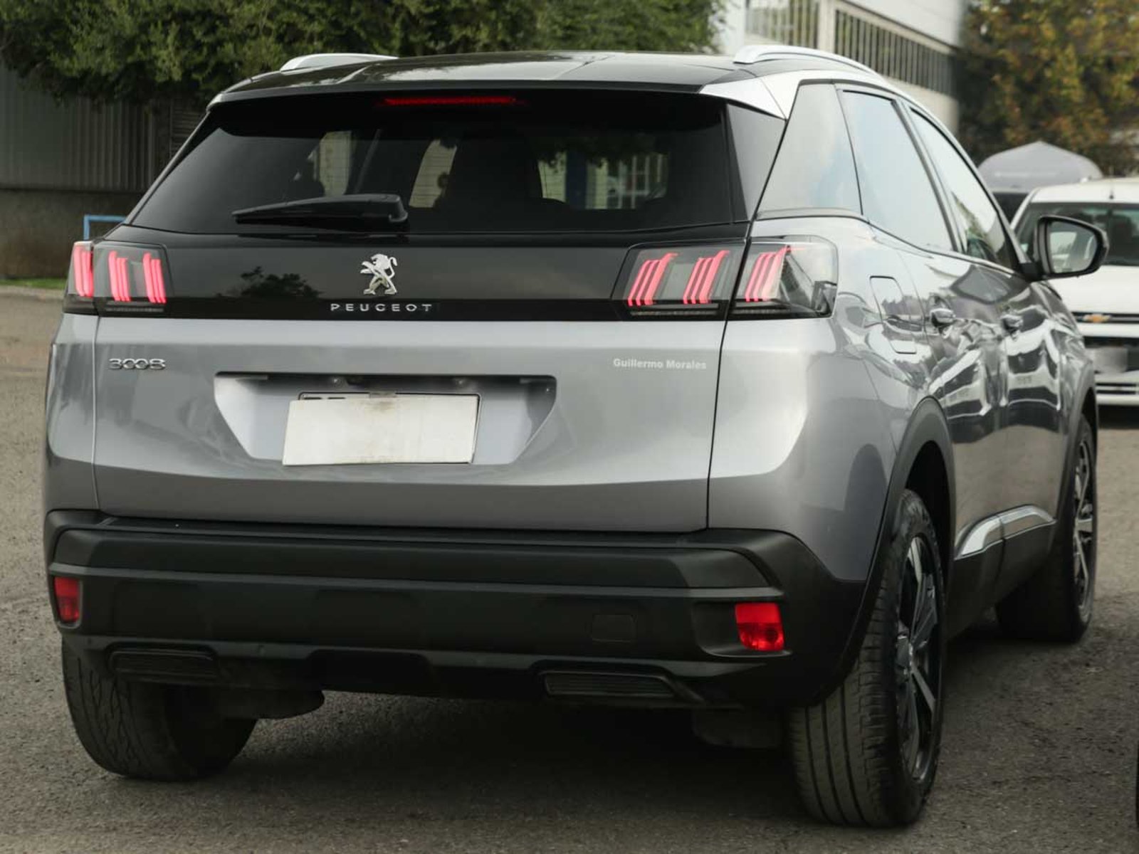 Peugeot 3008 ALLURE PACK THP 165 EAT6 2022 - Foto 4 de 8
