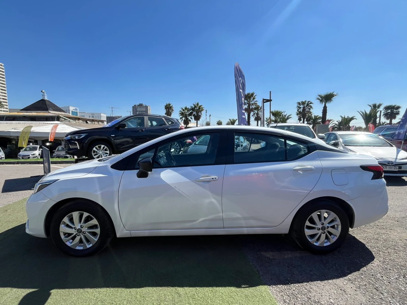 Nissan Versa 2025 - Imagen 8 de 20