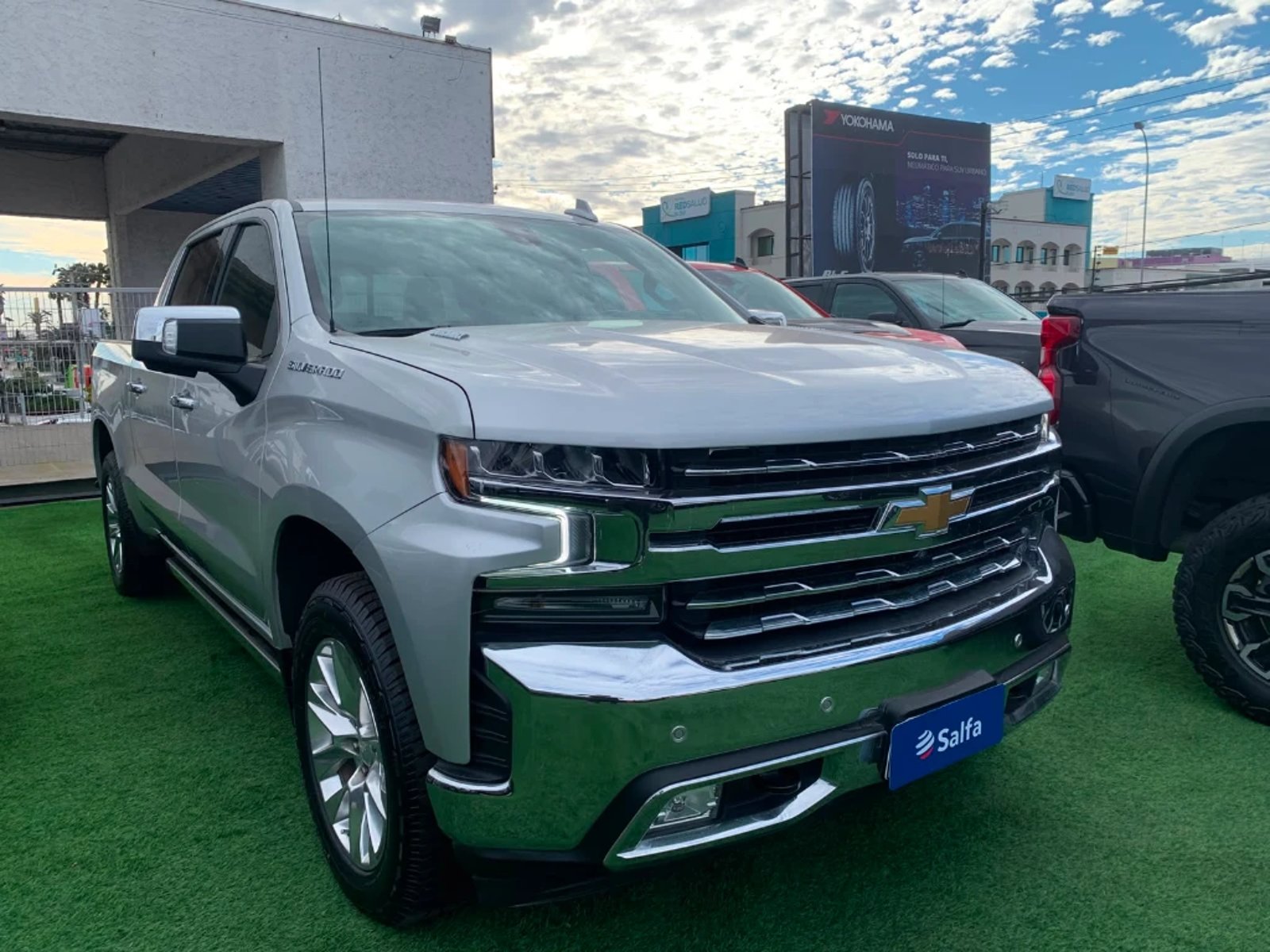 Chevrolet Silverado 2022 - Foto 3 de 18