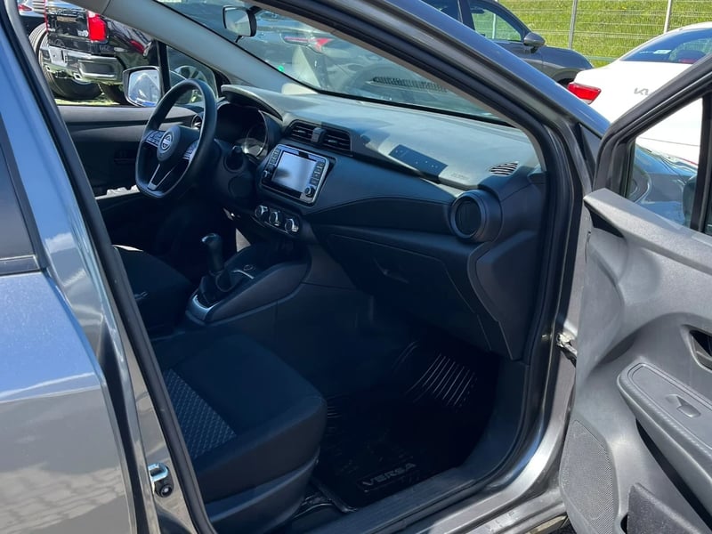 Nissan Versa 2025 - Imagen 17 de 20