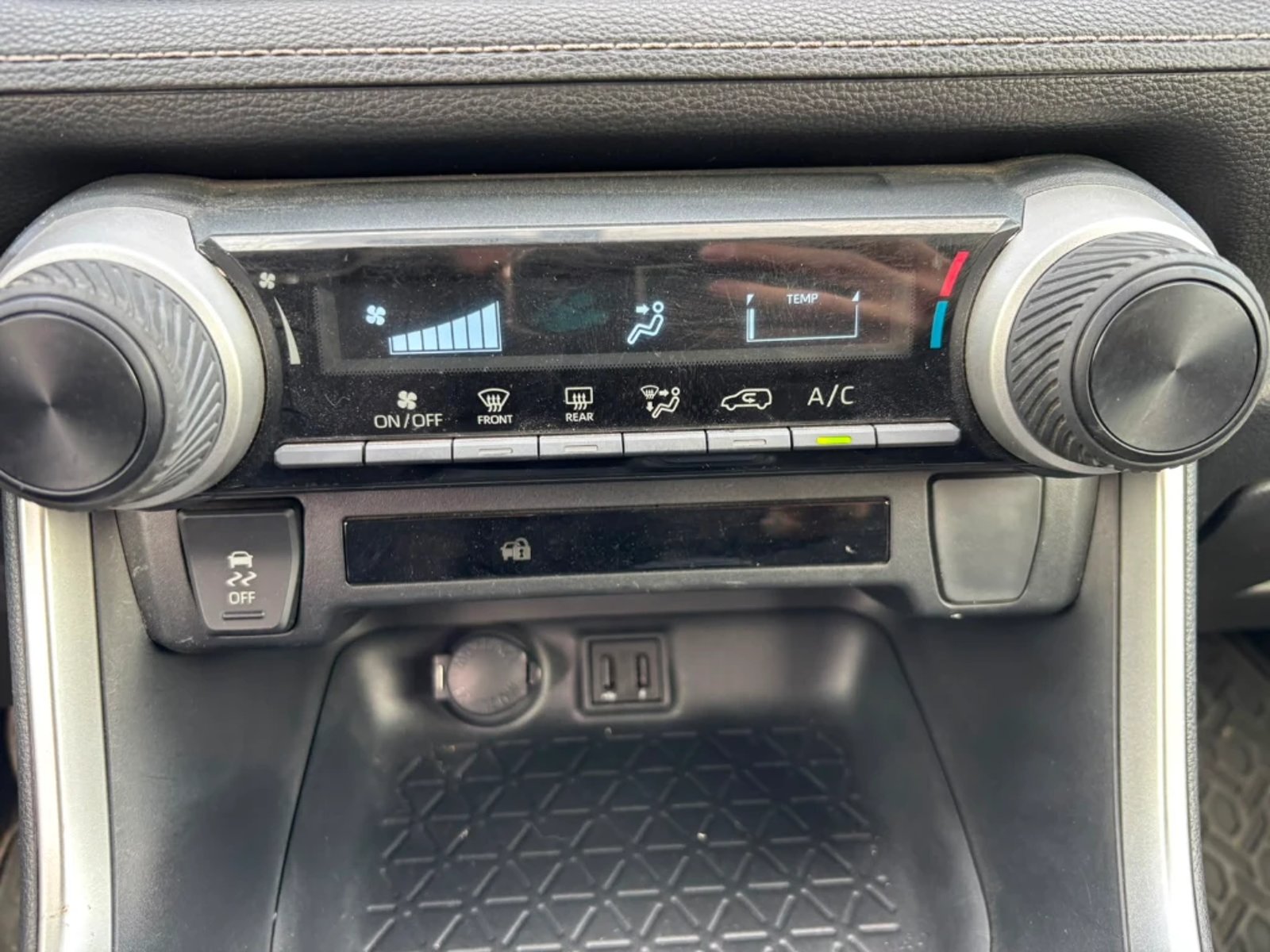 Toyota Rav4 2025 - Imagen 18 de 20