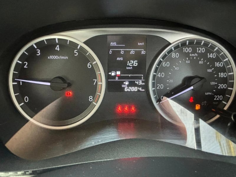 Nissan Versa 2023 - Imagen 11 de 15