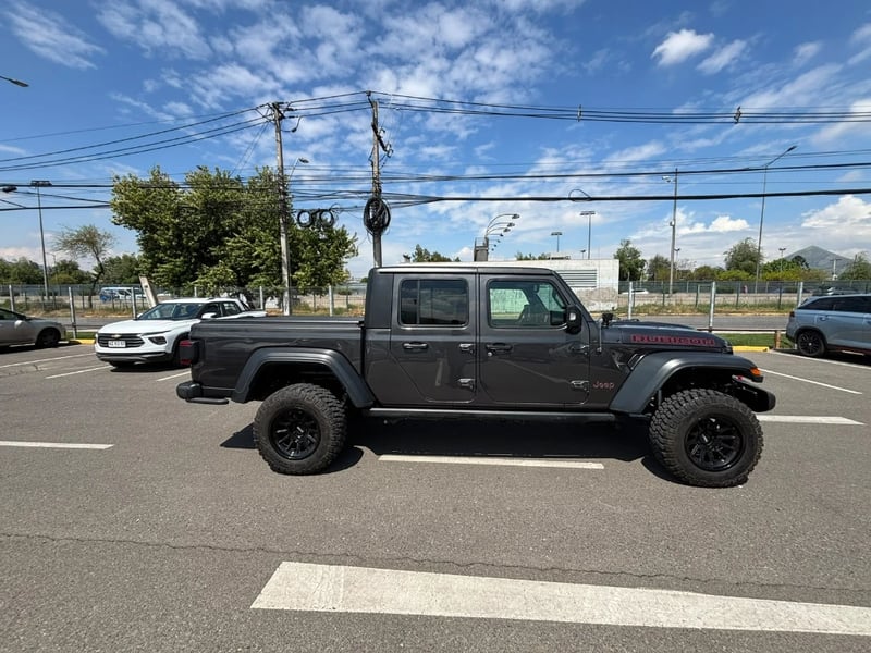 Jeep Gladiator 2024 - Imagen 4 de 20