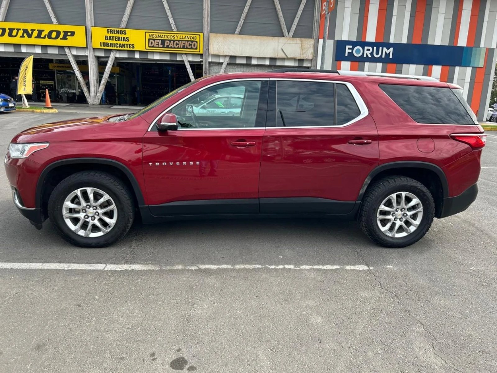 Chevrolet TRAVERSE 3.6L LT FWD AT 5P 2018 - Imagen 8 de 19