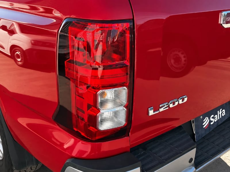 Mitsubishi L200 2023 - Imagen 11 de 20