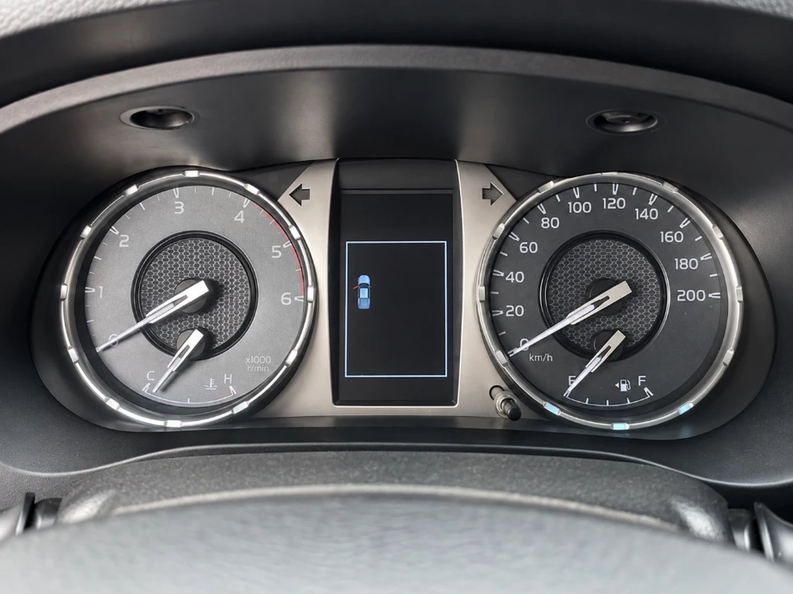 Toyota Hilux 2024 - Imagen 16 de 20