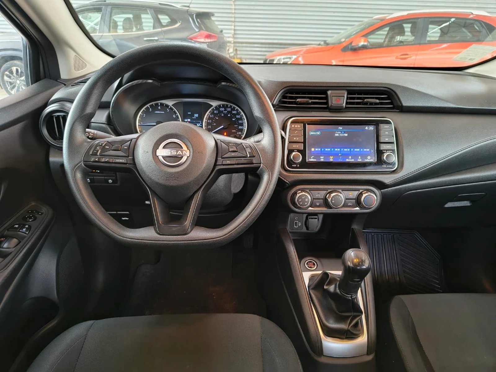 Nissan Versa 2025 - Imagen 11 de 20