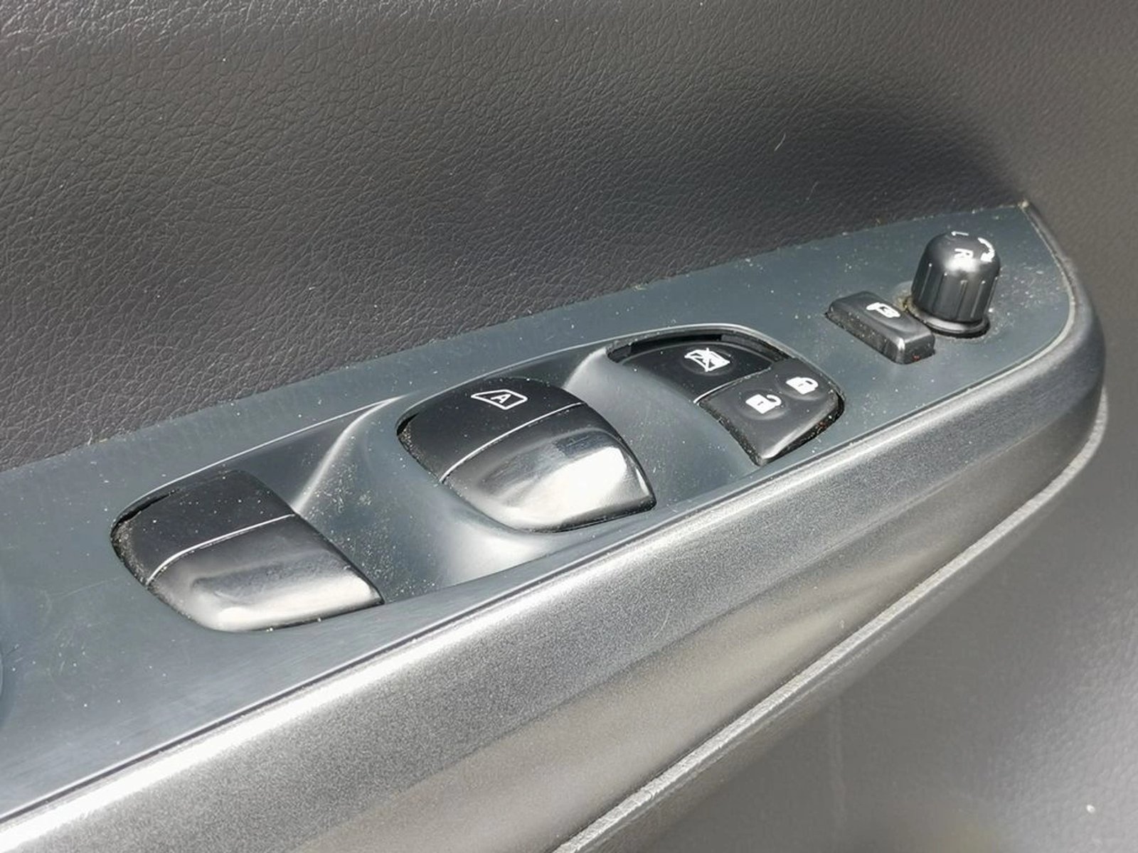 Nissan NAVARA 2.3D PRO4X DIESEL 4X4 DOB.CAB. AT 4P 2022 - Imagen 13 de 20