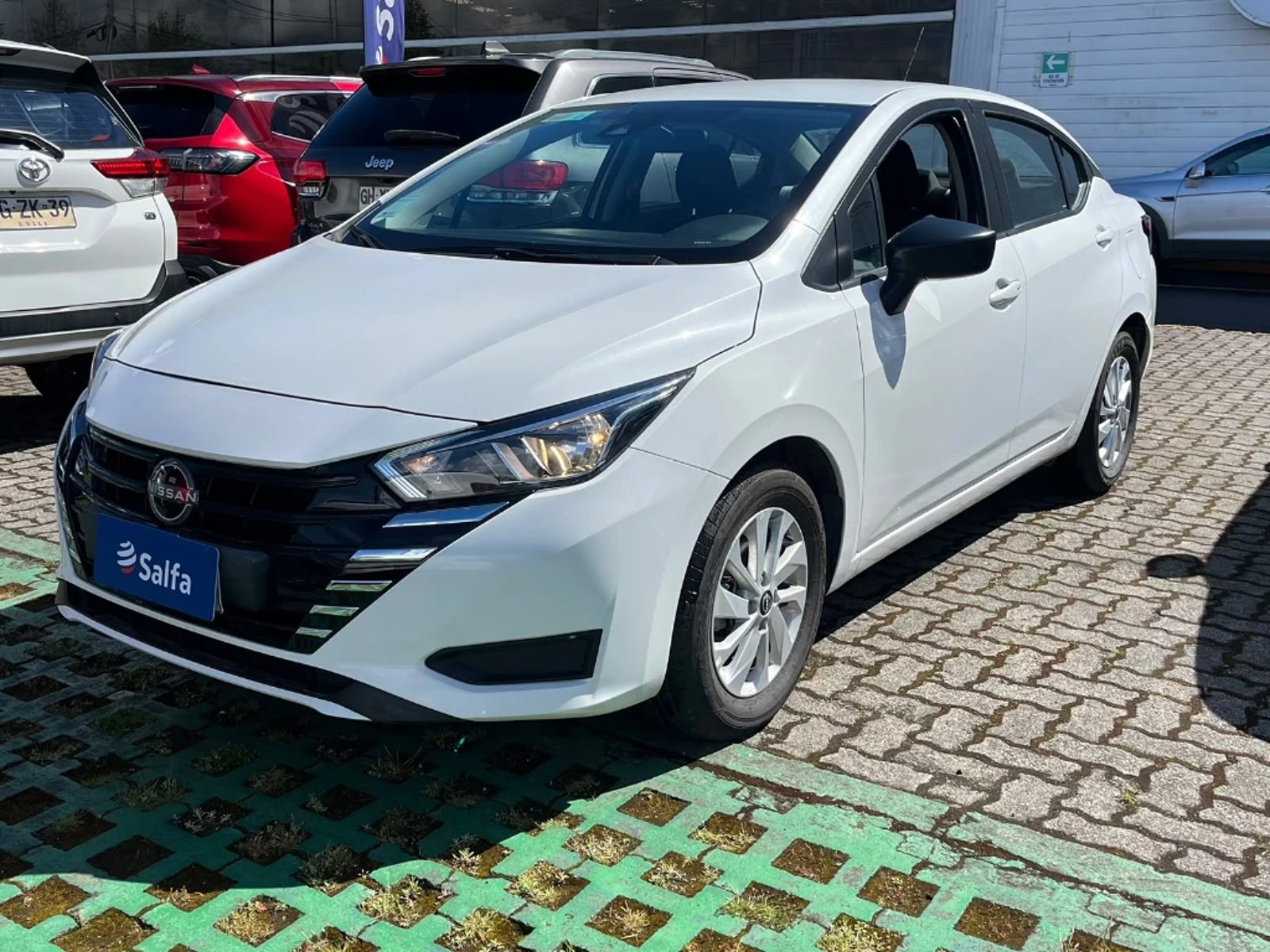 Nissan Versa 2025