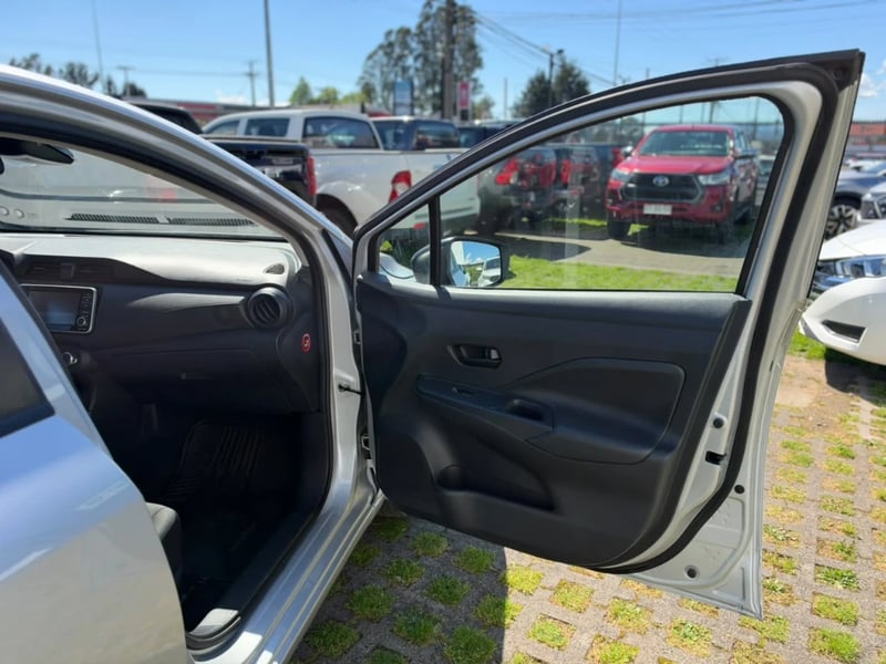 Nissan Versa 2025 - Imagen 19 de 20