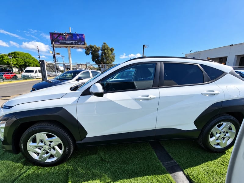 Hyundai Kona 2025 - Imagen 8 de 20