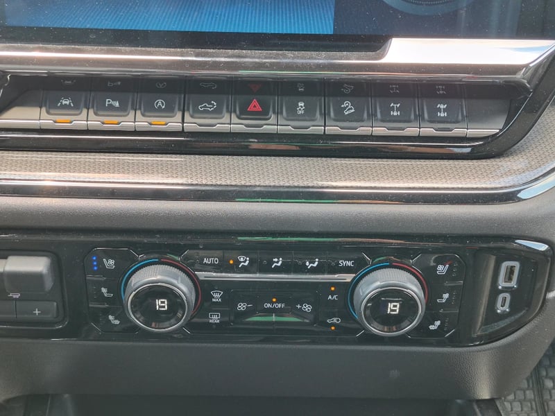 Chevrolet Silverado 2025 - Imagen 18 de 20