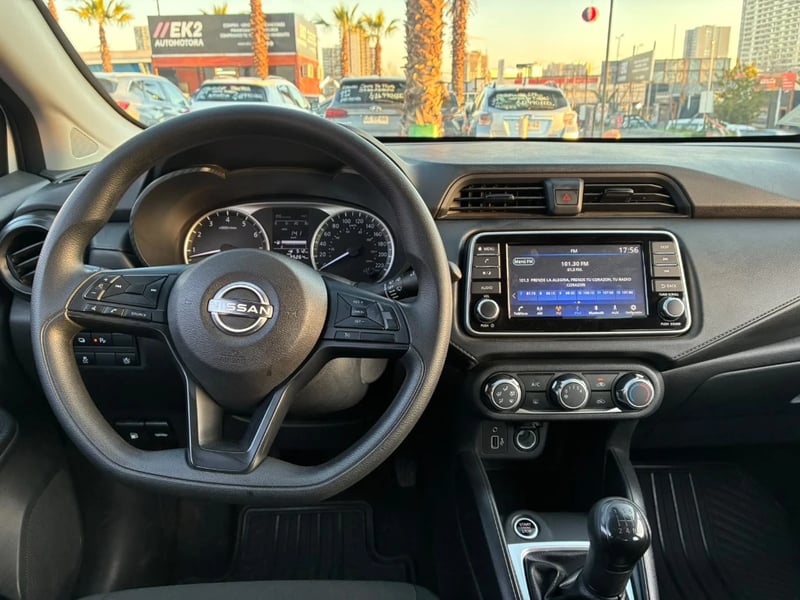 Nissan Versa 2025 - Imagen 11 de 20