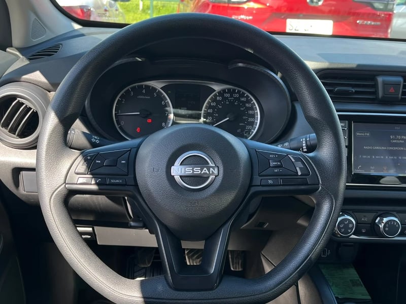 Nissan Versa 2025 - Imagen 12 de 20