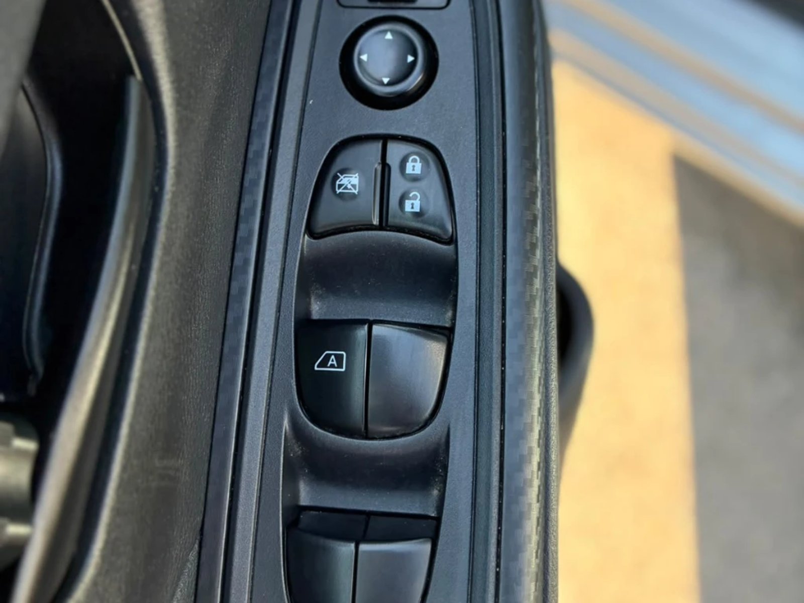 Nissan Versa 2025 - Imagen 18 de 20