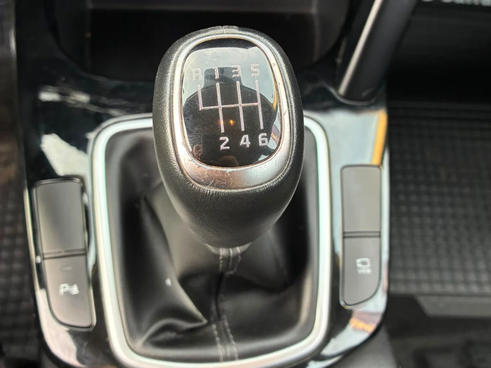 Kia Seltos 2023 - Imagen 13 de 20