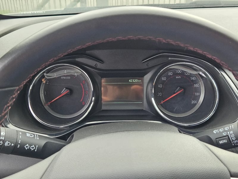 Chevrolet Onix 2024 - Imagen 13 de 20