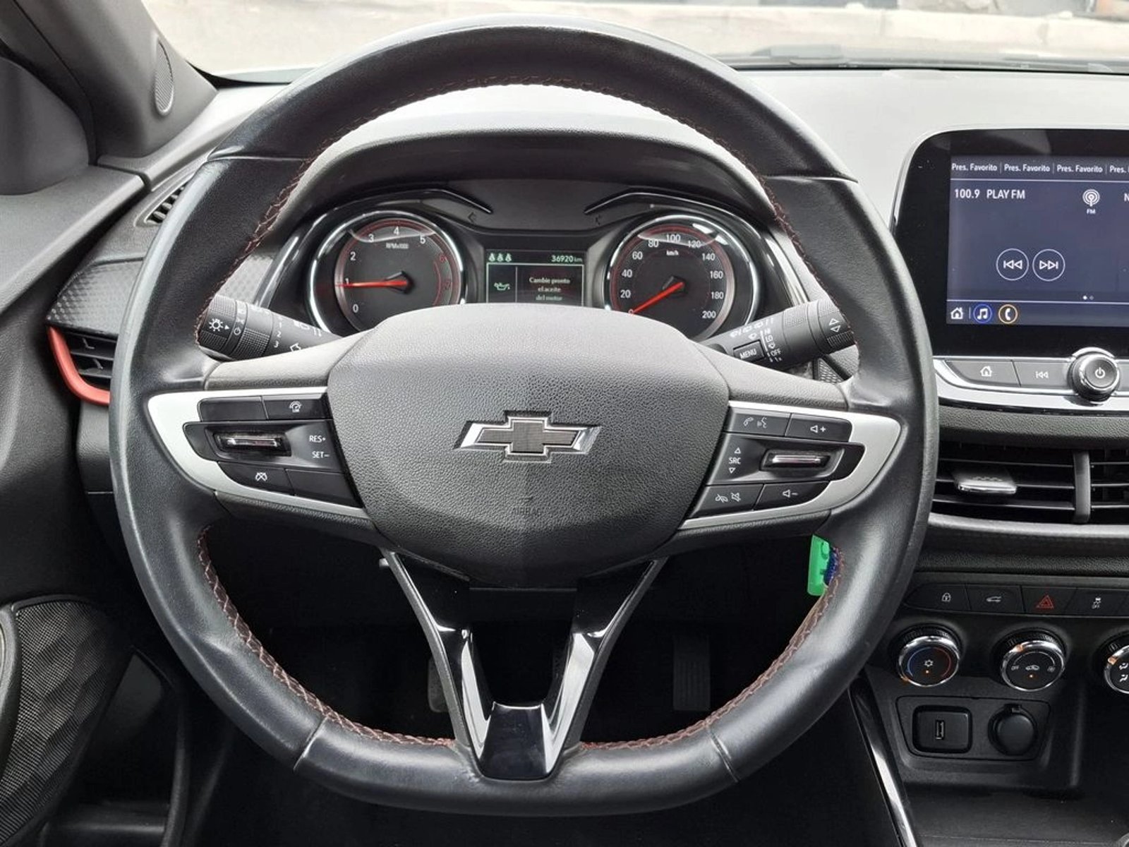 Chevrolet Onix 2024 - Imagen 14 de 20