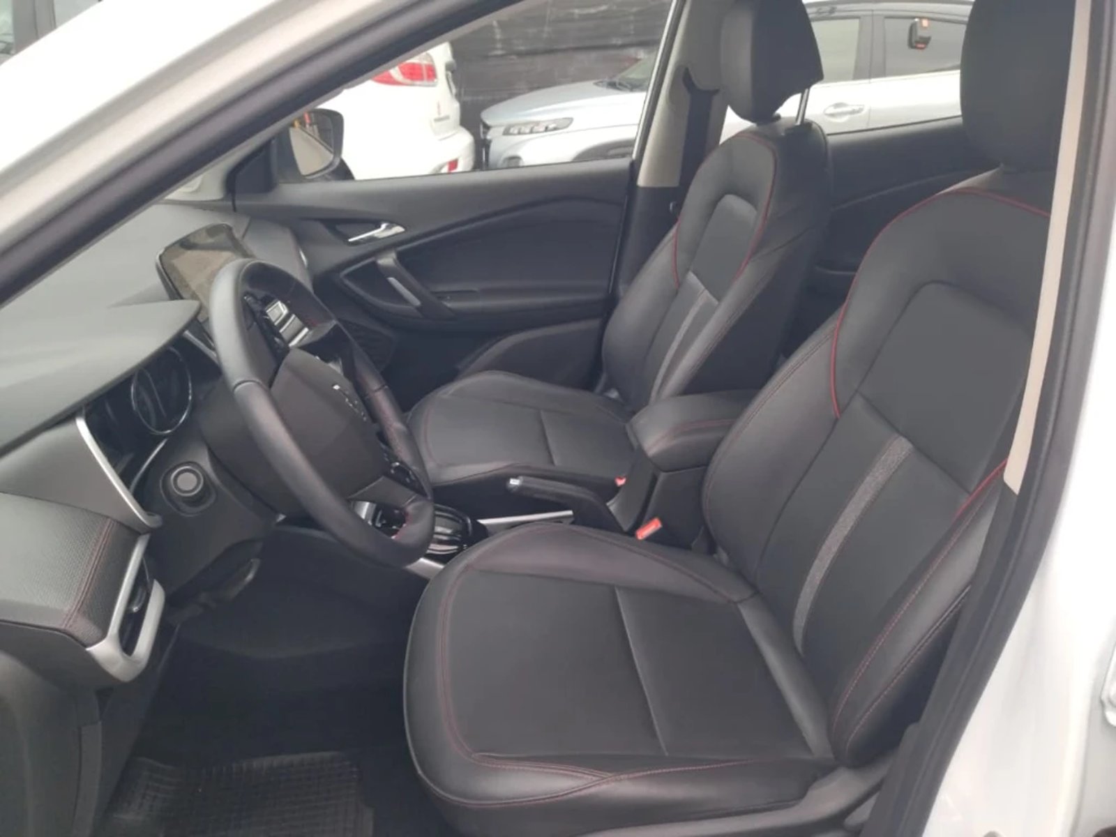 CHEVROLET TRACKER 1.2T RS R 4X2 AT 5P 2024 - Imagen 10 de 20