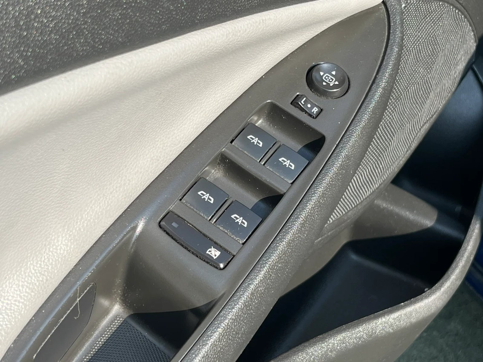 Chevrolet Onix 2023 - Imagen 20 de 20