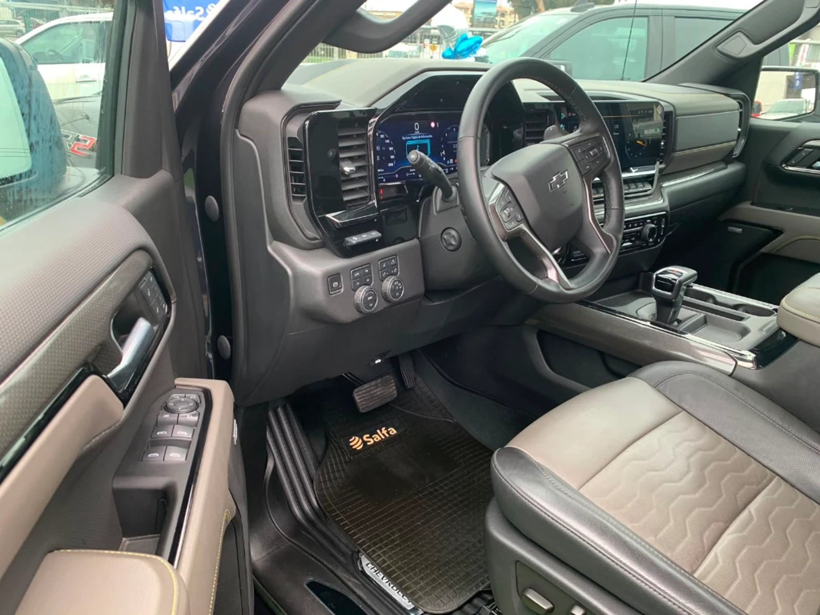 Chevrolet Silverado 2024 - Imagen 9 de 17