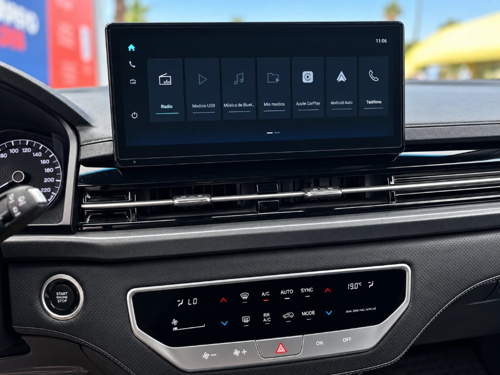 SsangYong Rexton 2026 - Imagen 15 de 17