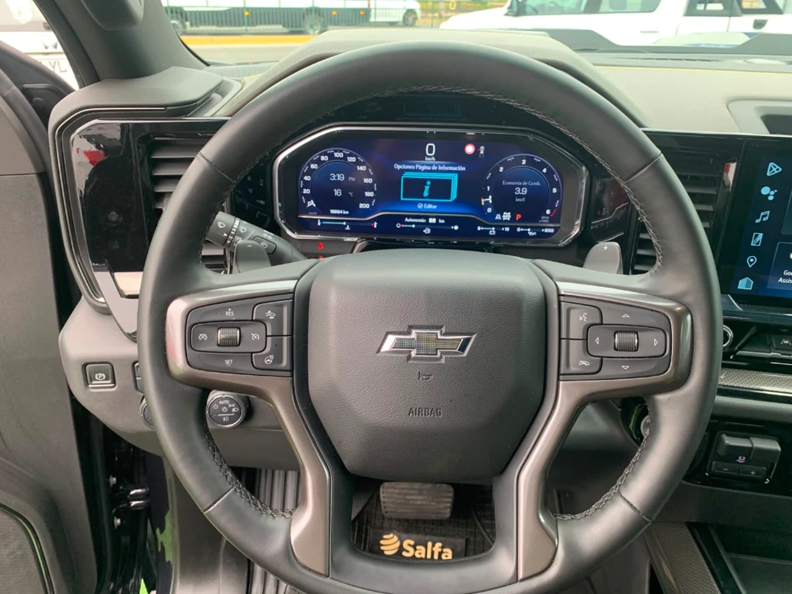 Chevrolet Silverado 2024 - Imagen 11 de 17