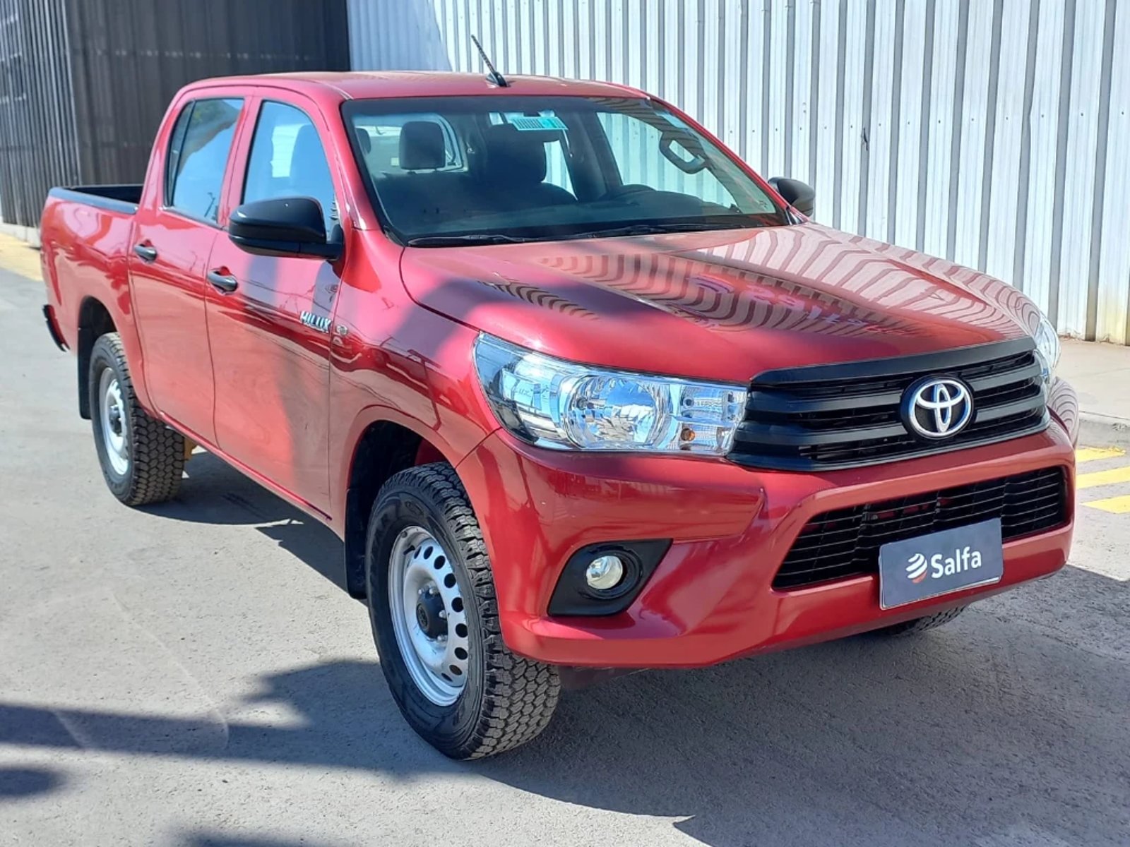 TOYOTA HILUX DCAB MT 4X4 2.4 2024 - Imagen 3 de 20