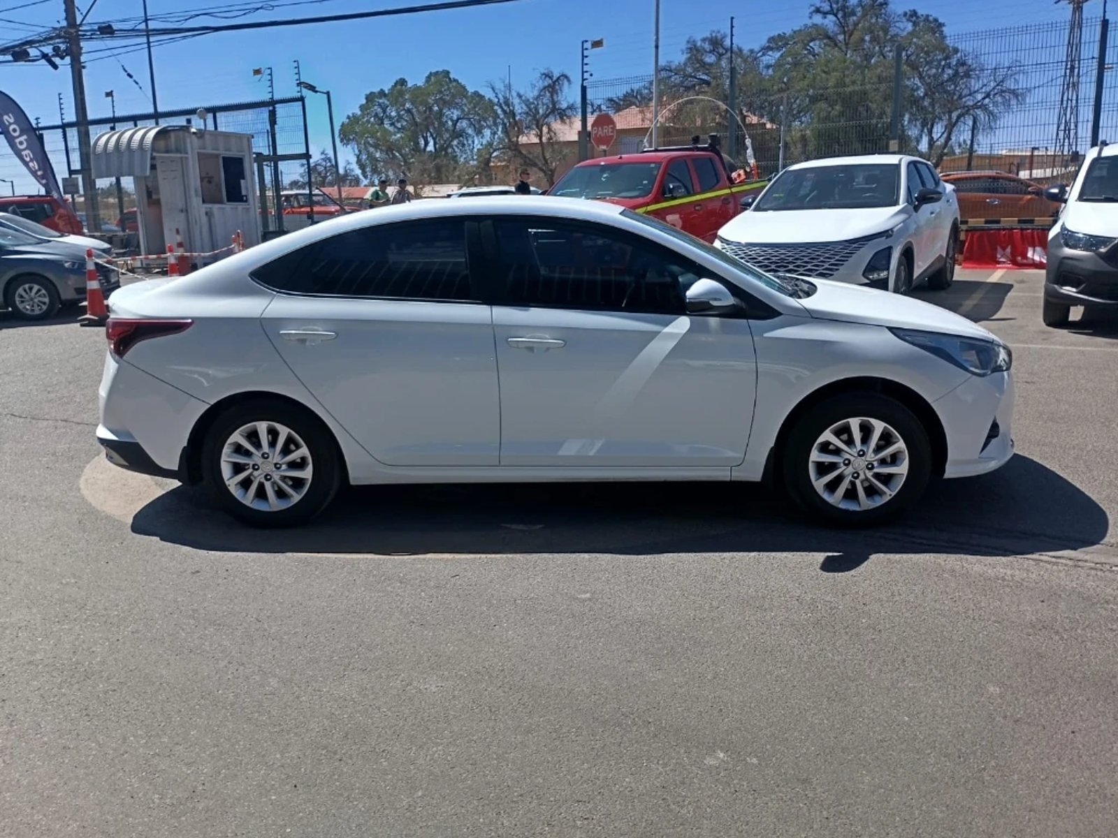 Hyundai Accent 2024 - Foto 4 de 20