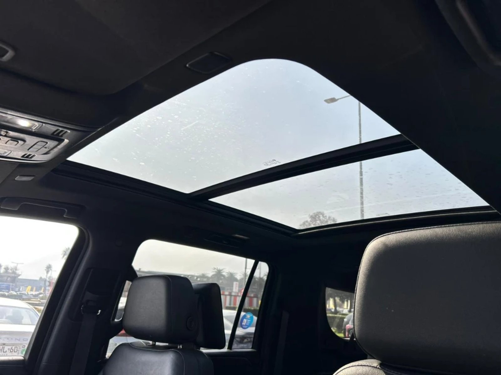 Chevrolet SUBURBAN 5.3L Z71 AWD AT 5P 2022 - Imagen 10 de 20