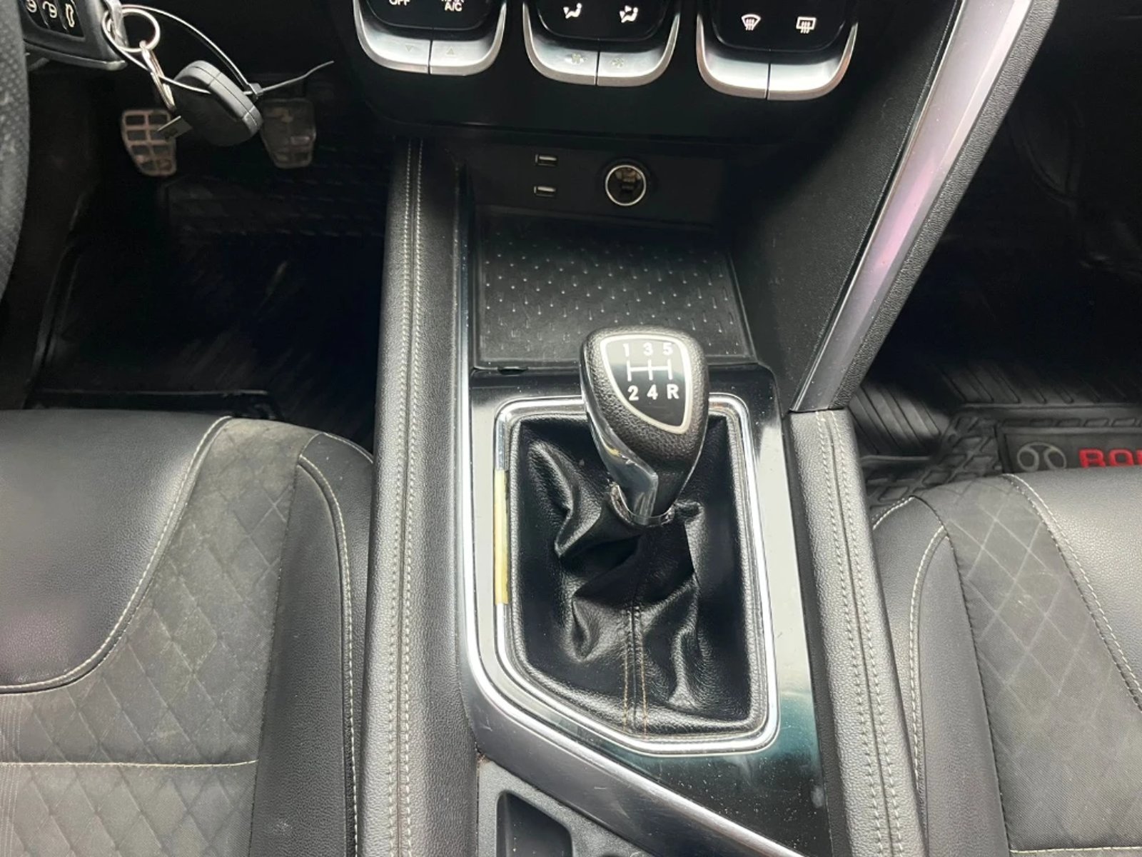 BAIC X35 1.5 LUXURY FL 4X2 MT 5P 2021 - Imagen 14 de 20
