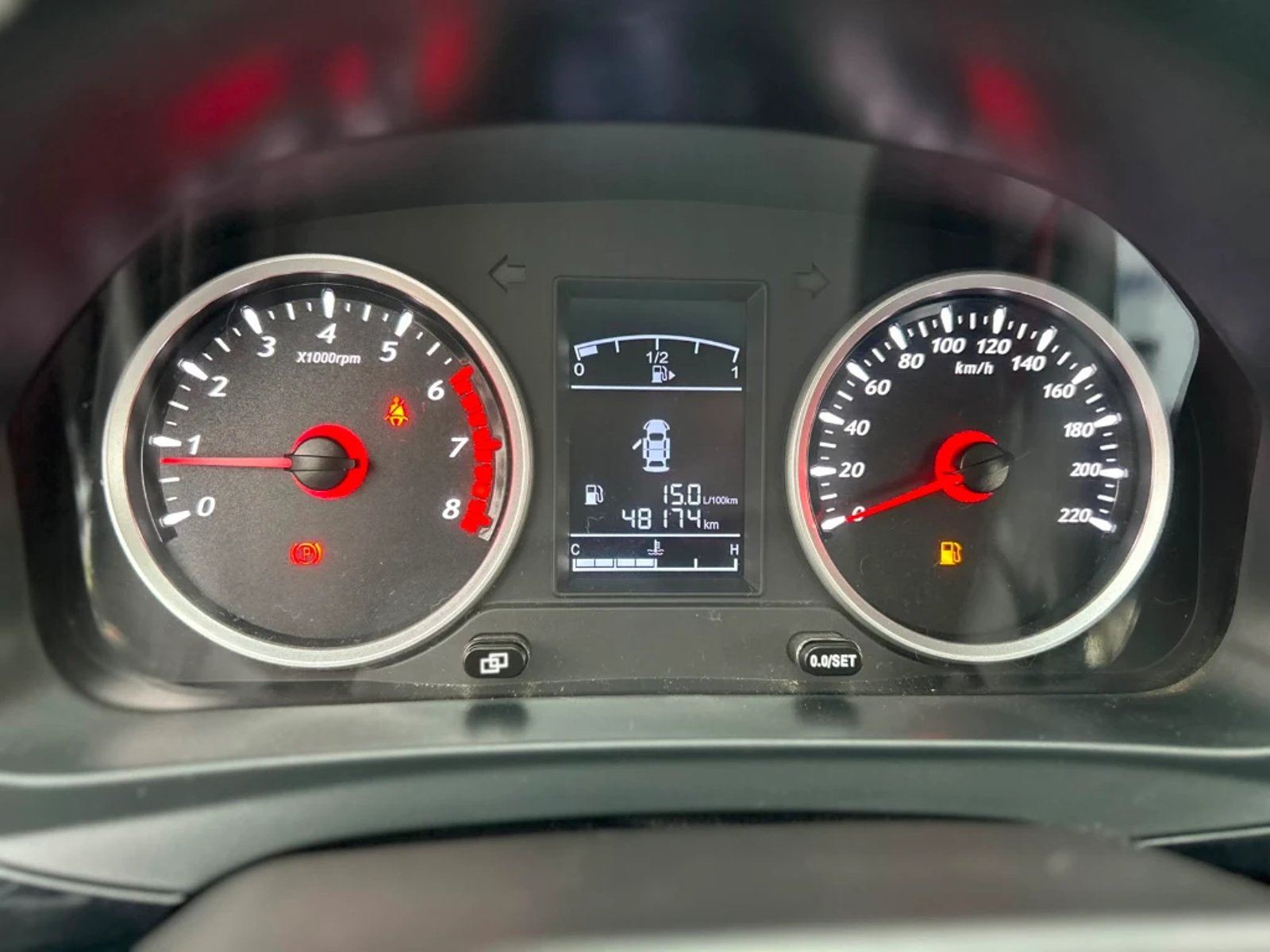 Dongfeng T5 1.8 L 4X2 MT 5P 2024 - Imagen 13 de 20