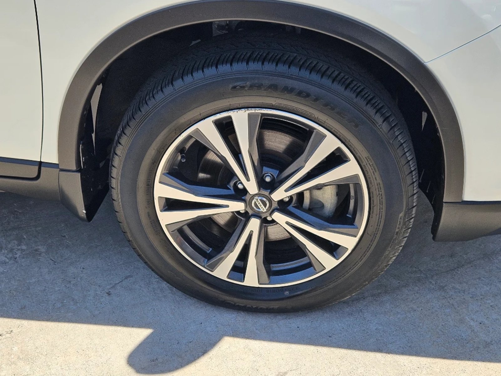 Nissan X-TRAIL 2.5 ADVANCE MC 4X2 CVT AT 5P 2023 - Imagen 11 de 20
